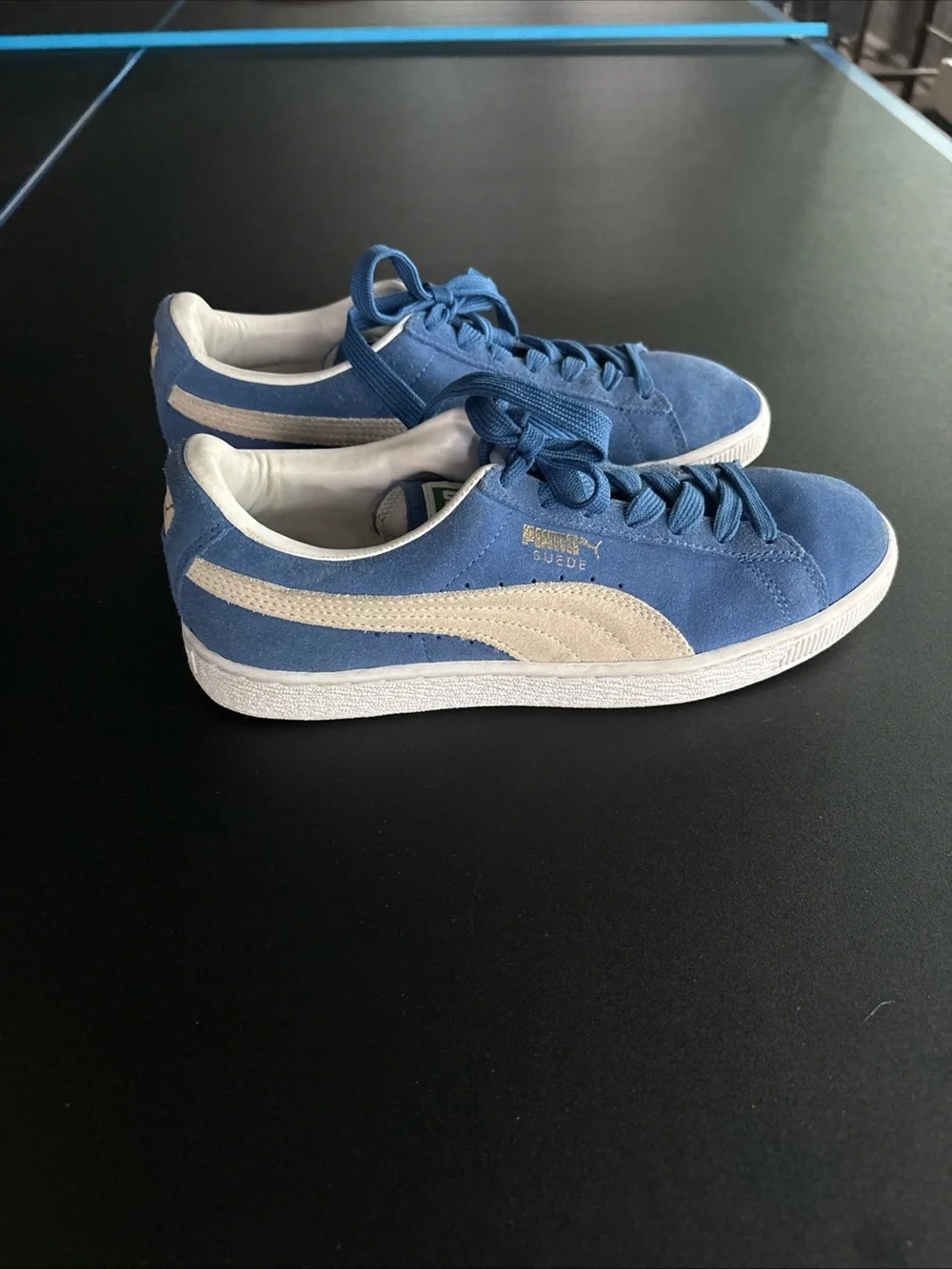 Men’s Suede Classic Blue White Pumas Size 6.5